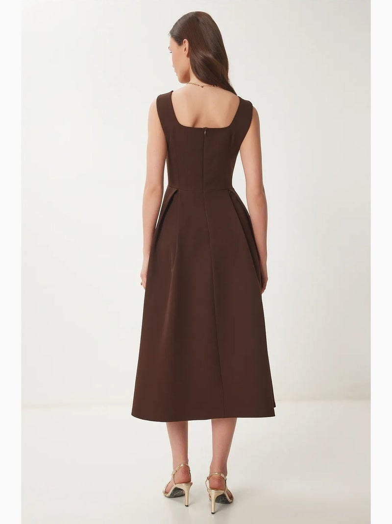 Precioso vestido midi de estambul con cuello cuadrado, corte a y cierre de cremallera istanbul Marrón chocolate - Kiabi