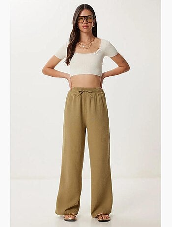 Preciosos pantalones estambul de pierna ancha con cordón y detalle de ribete. Istanbul