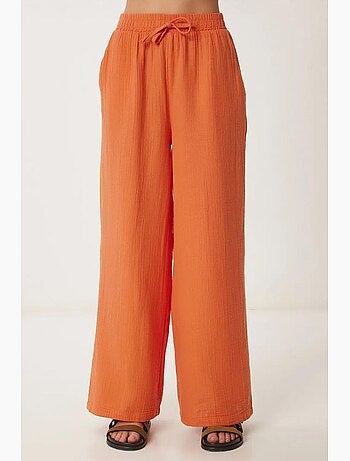 Preciosos pantalones estambul de pierna ancha con cordón y detalle de ribete. Istanbul