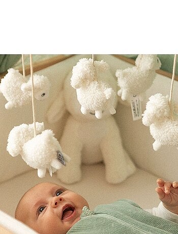 Protector de cuna bebé posición alta