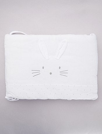 Protector de cuna de terciopelo 'conejo' - Kiabi