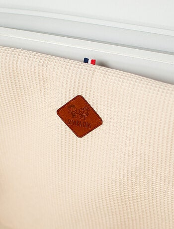 Protector de cuna reversible para bebé nido de abeja | SEVIRA KIDS