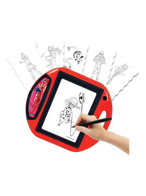 Proyector de dibujo Miraculous con plantillas y sellos - Kiabi Proyector de dibujo Miraculous con plantillas y sellos - Kiabi