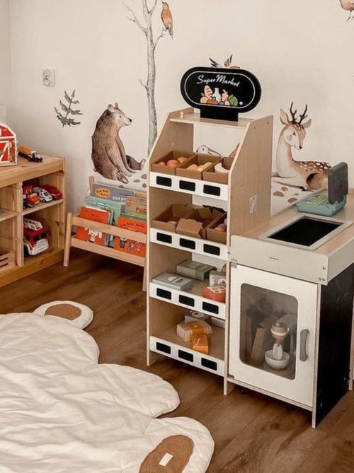 Puesto de madera infantil de mercado y verduras con accesorios para juego de rol - Kiabi Puesto de madera infantil de mercado y verduras con accesorios para juego de rol - Kiabi