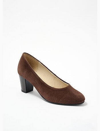 Zapatos de salón de piel con punta redonda y ancho cómodo. - Afibel