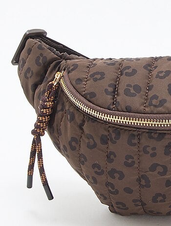 Riñonera con motivo de leopardo