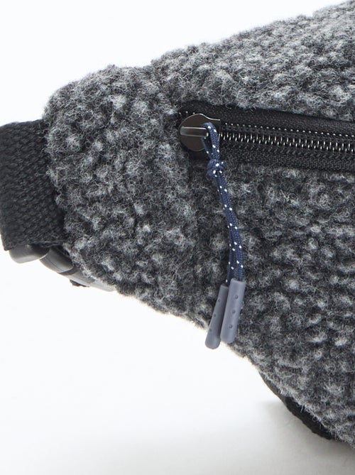 Riñonera lisa efecto borreguito 27x15 cm - Kiabi