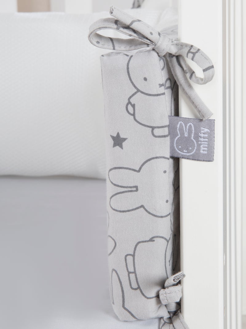 ROBA Protector de cuna "safe asleep®" - Air Plus "miffy®" - Gris Gris - Kiabi