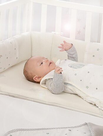 ROBA Protector de cuna "safe asleep®" - Air Plus "Sternenzauber" - Blanco