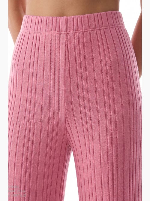 Rosy conjunto de pijama con manga larga y pantalón penti - Kiabi Rosy conjunto de pijama con manga larga y pantalón penti - Kiabi