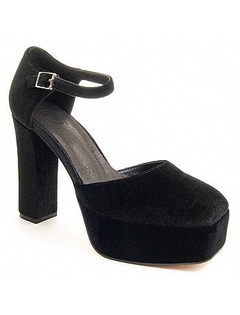 Salón Cómodo Para Mujer. Montevita Salonnt