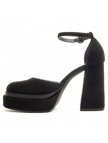 Salón Cómodo Para Mujer. Montevita Salonnt