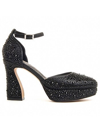 Salón Cómodo Para Mujer. Montevita Salonnt