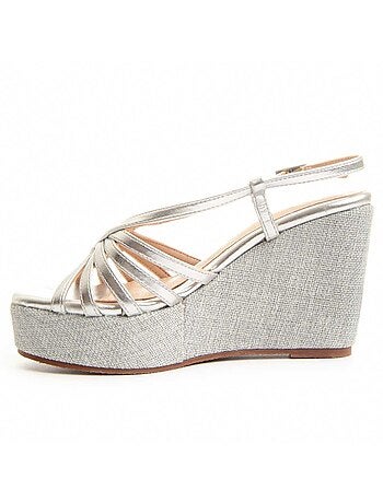 Sandalia Con Cuña De Esparto Para Mujer. Montevita Wesparto