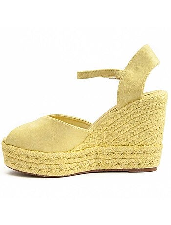 Sandalia Con Cuña De Esparto Para Mujer. Montevita Wesparto