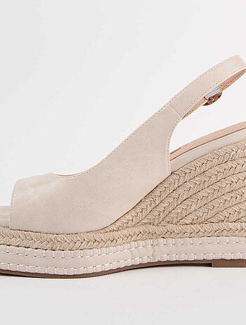 Sandalia De Cuña Para Mujer. Montevita Salia