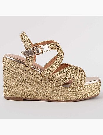 Sandalia De Cuña Para Mujer. Montevita Salia