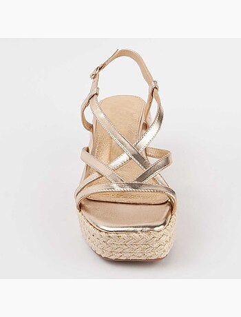 Sandalia De Cuña Para Mujer. Montevita Salia