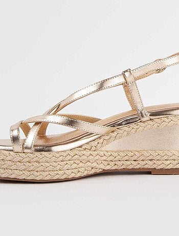 Sandalia De Cuña Para Mujer. Montevita Salia