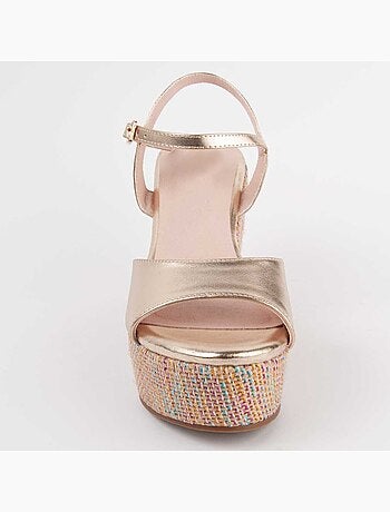 Sandalia De Cuña Para Mujer. Montevita Salia