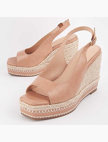 Sandalia De Cuña Para Mujer. Montevita Salia