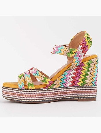 Sandalia De Cuña Para Mujer. Montevita Salia