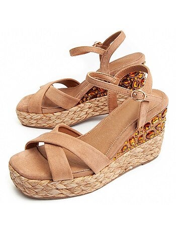 Sandalia De Cuña Para Mujer. Montevita Wesparto