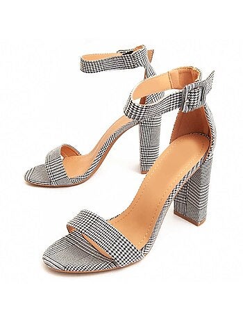 Sandalia De Tacón Para Mujer. Montevita Brihel