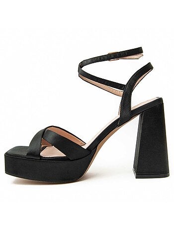 Sandalia De Tacon Para Mujer. Montevita Festsand