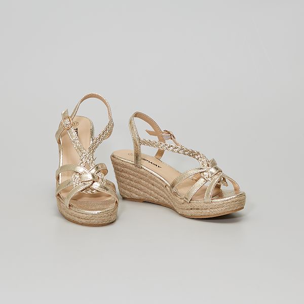 Sandalias abiertas con cuña null - oro - Kiabi - 24,00€