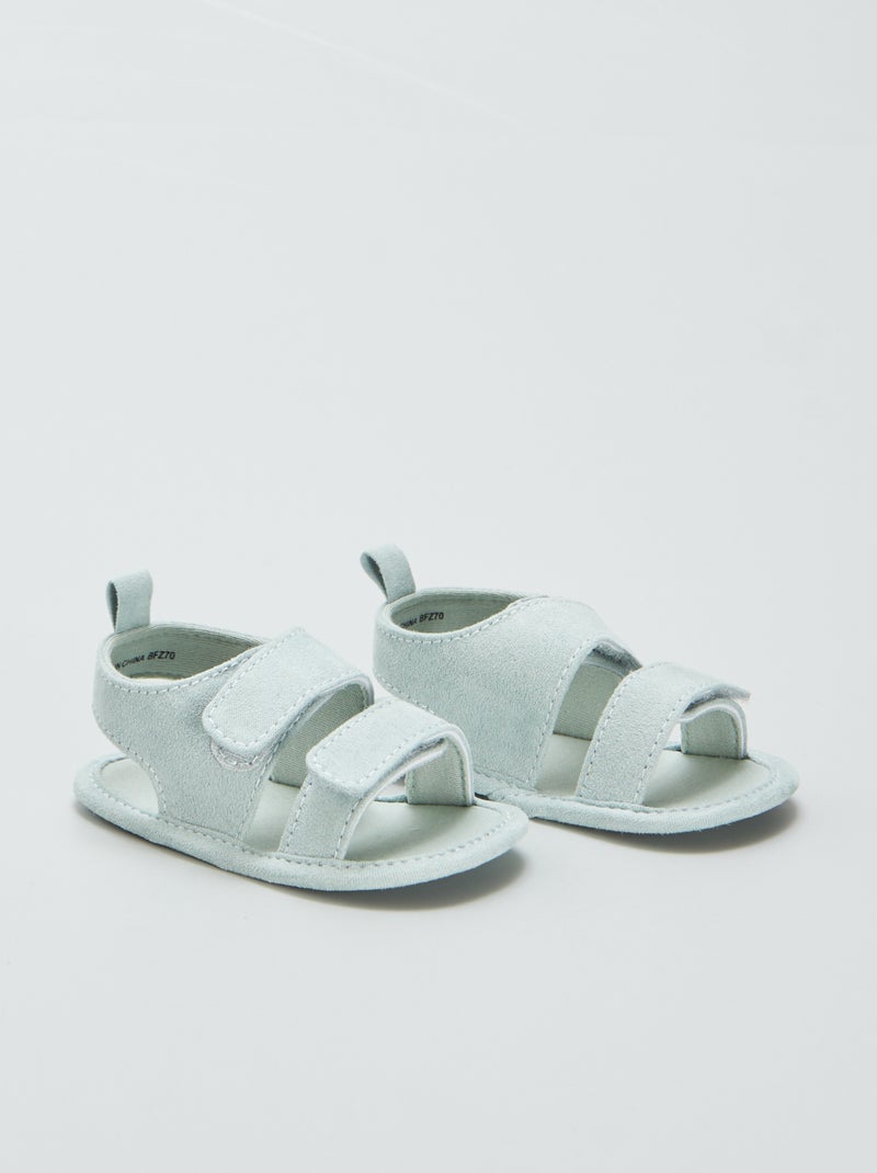Sandalias abiertas con velcro VERDE - Kiabi