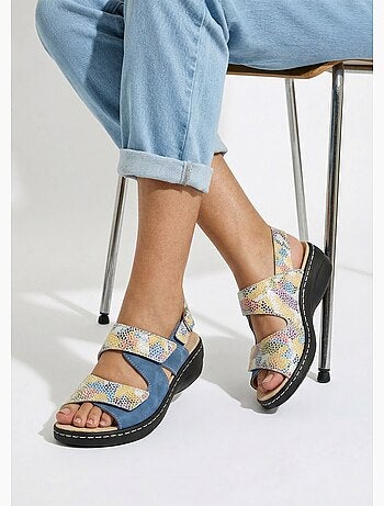 Sandalias anchas de piel - Afibel