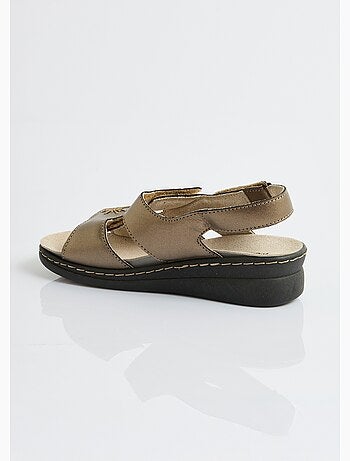 Sandalias anchas de piel bordadas - Afibel