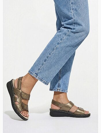 Sandalias anchas de piel bordadas - Afibel