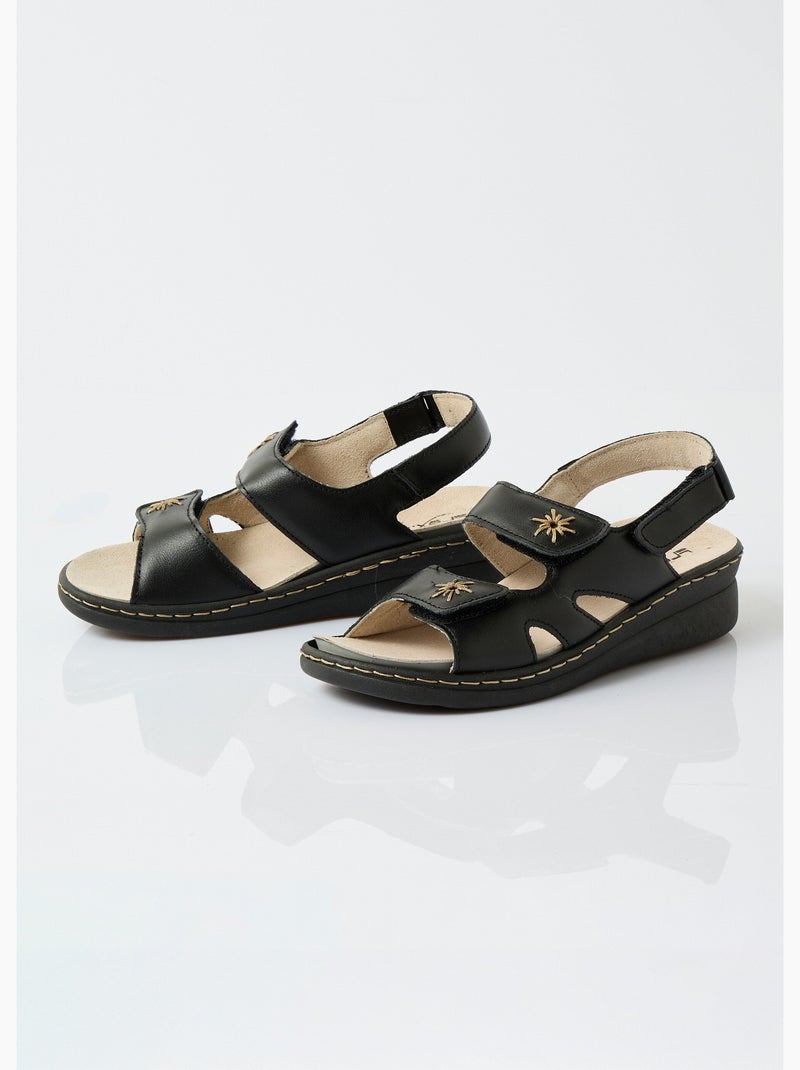 Sandalias anchas de piel bordadas - Afibel Negro - Kiabi