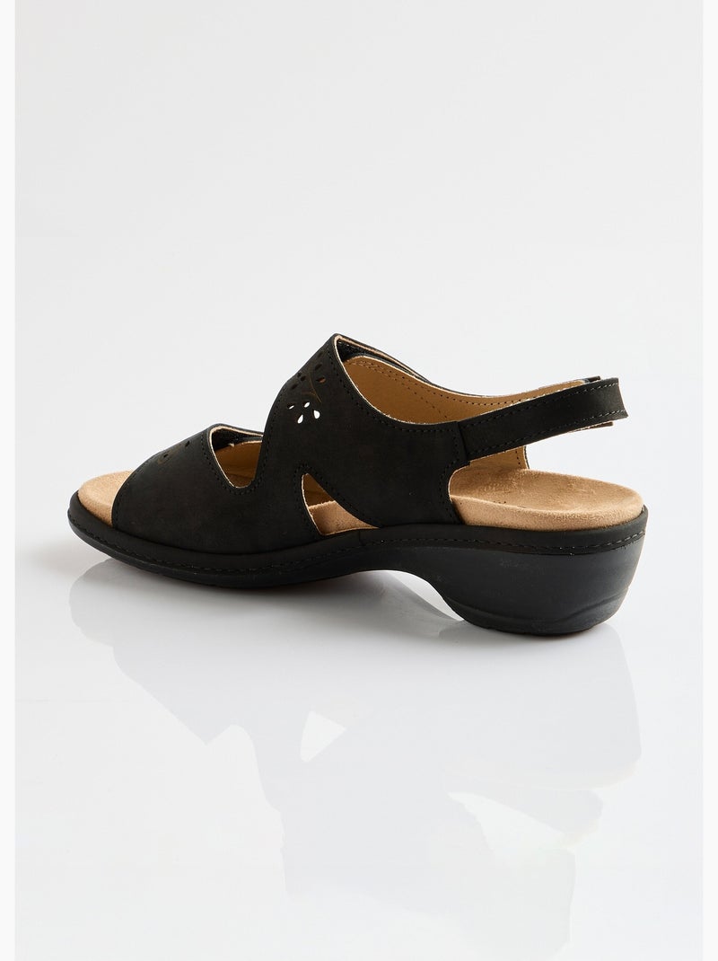 Sandalias anchas de piel con tiras de velcro. - Afibel Negro - Kiabi