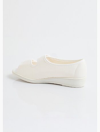 Sandalias anchas y cómodas con puntera abierta - Afibel