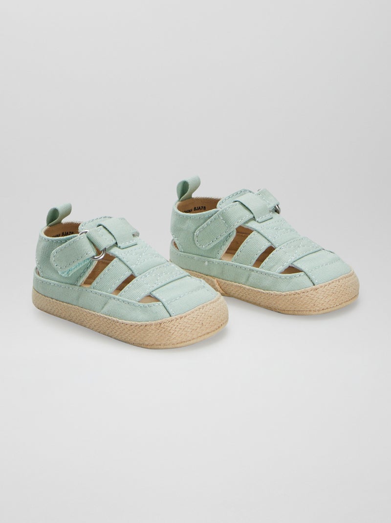 Sandalias cerradas con suela de esparto azul - Kiabi