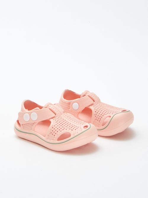 Sandalias cerradas de plástico moldeado - Kiabi
