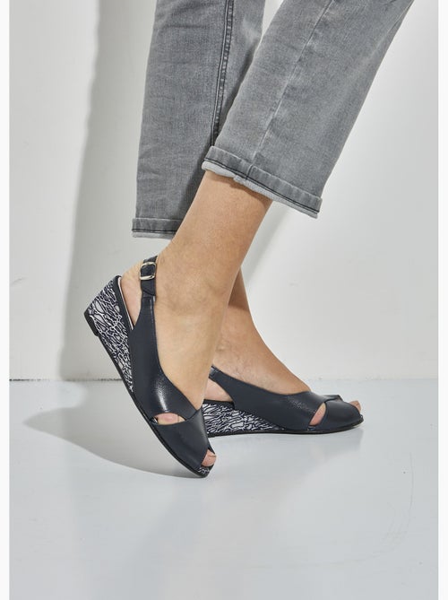 Sandalias cómodas de piel con punta abierta - Afibel - Kiabi