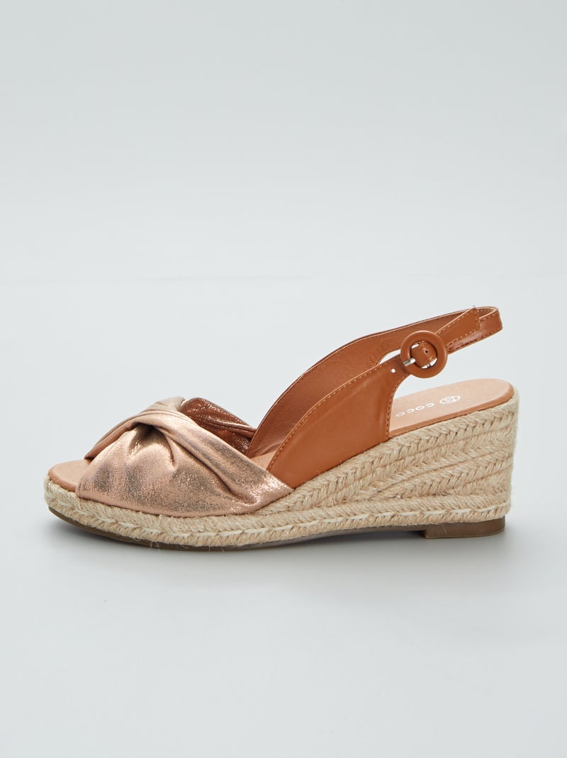 Sandalias con cuña BEIGE - Kiabi