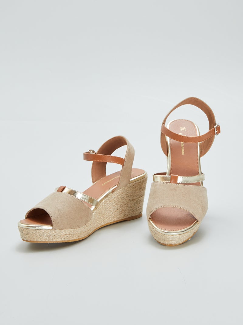Sandalias con cuña MARRON - Kiabi