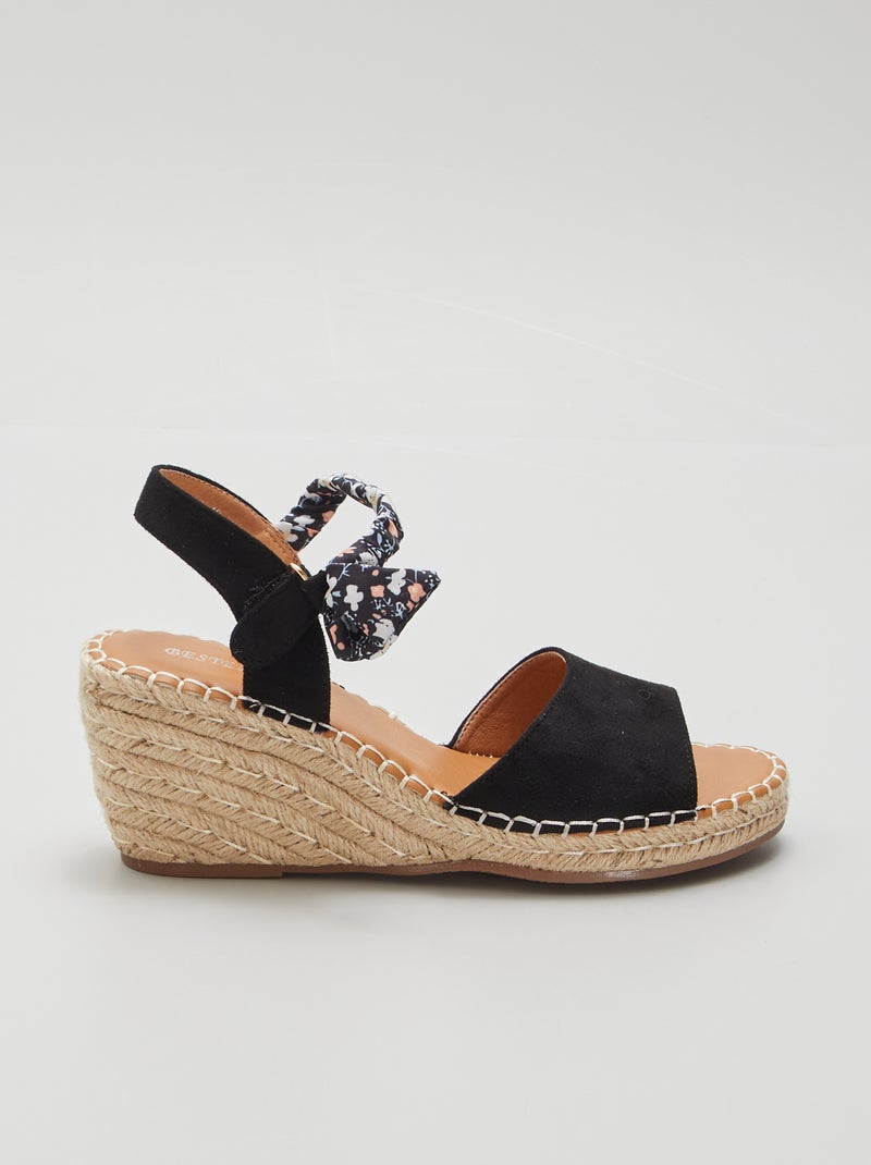 Sandalias con cuña NEGRO - Kiabi