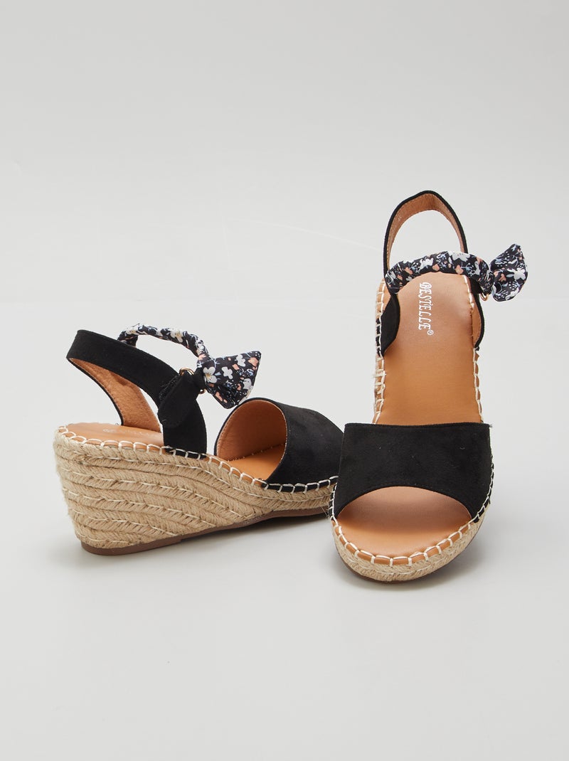 Sandalias con cuña NEGRO - Kiabi