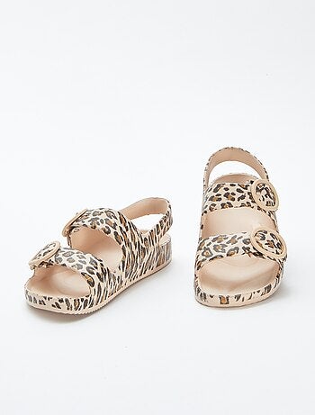 Sandalias con doble tira de goma moldeada