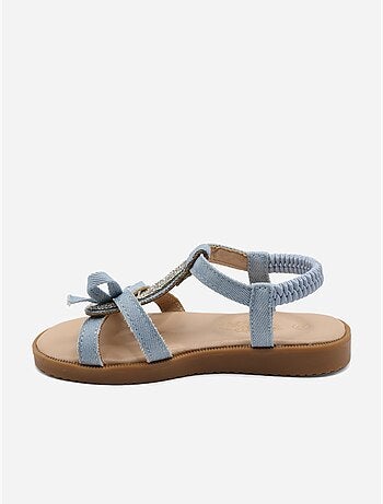 Sandalias con elásticos
