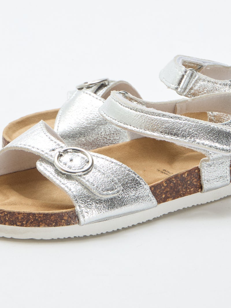 Sandalias con hebilla redonda Gris - Kiabi