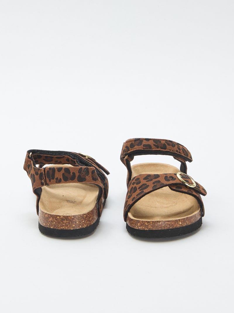 Sandalias con hebilla redonda Marron - Kiabi