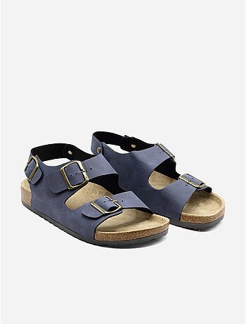 Sandalias con hebillas