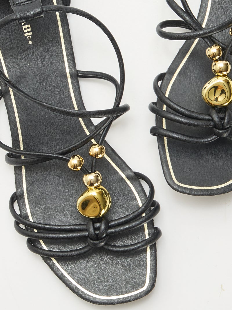 Sandalias con joyas Negro - Kiabi